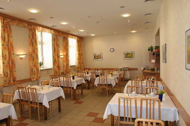 וינה Hotel Admiral