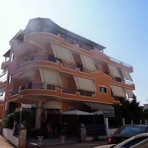 Biraci Hotel de apartamente